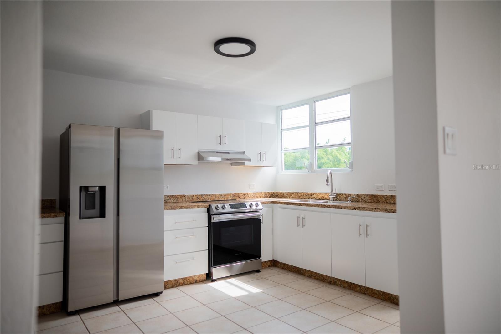 4 hab · 4 baños · GUAYNABO — foto 2