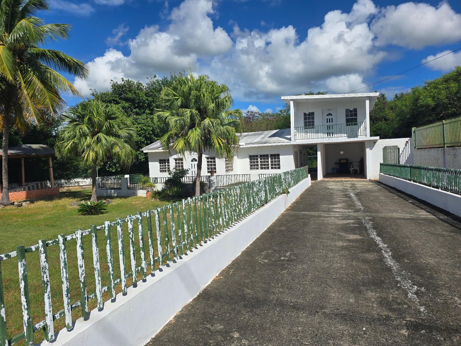 2 hab · 1 baños · YAUCO