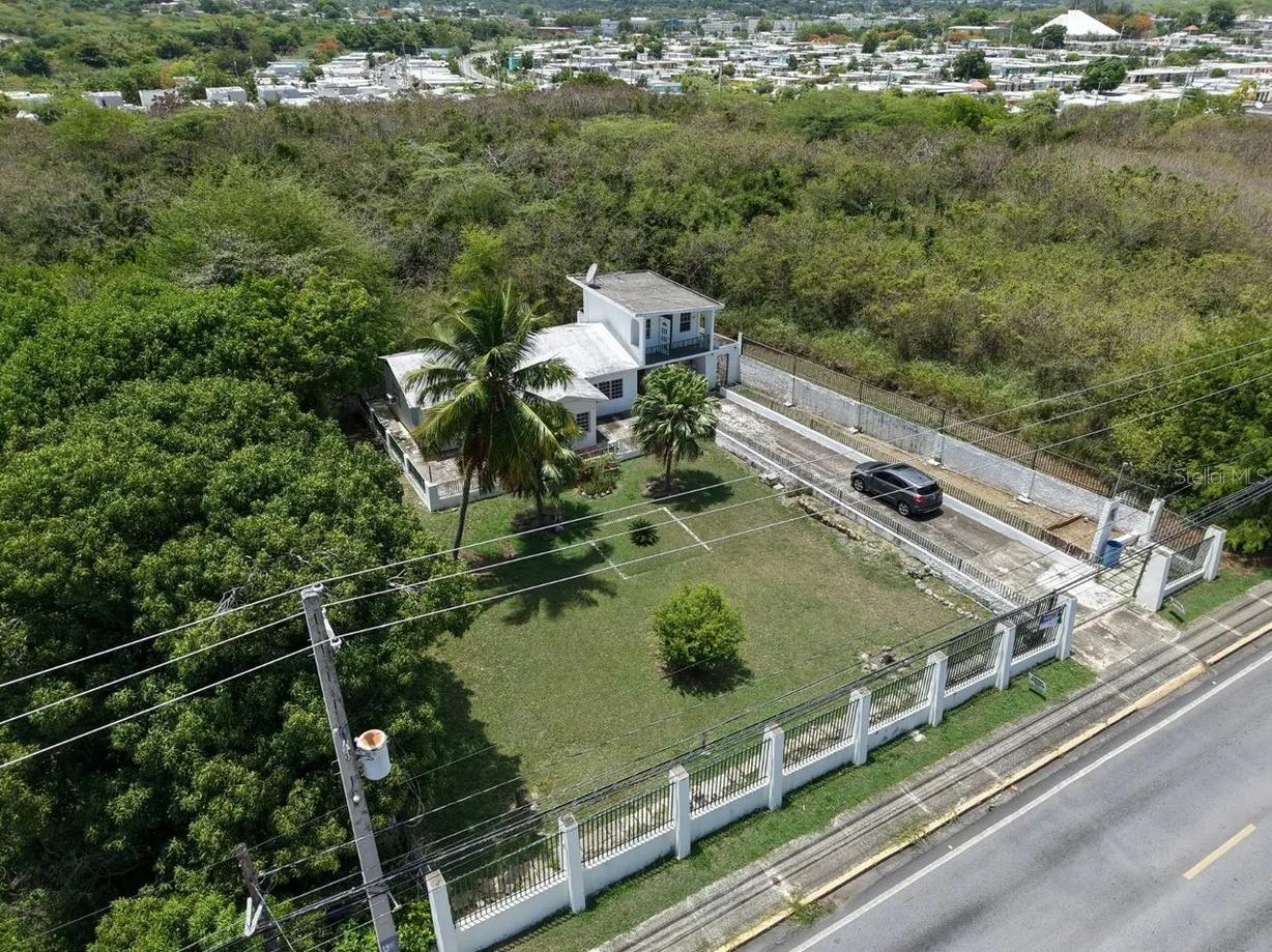 2 hab · 1 baños · YAUCO — foto 4