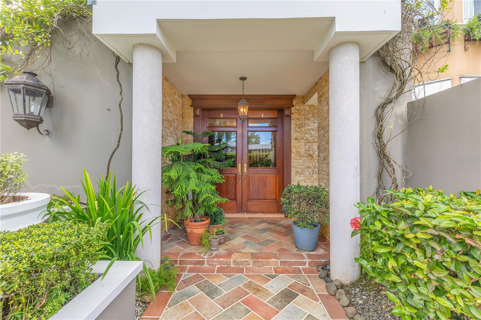 4 hab · 5 baños · GUAYNABO — foto 3
