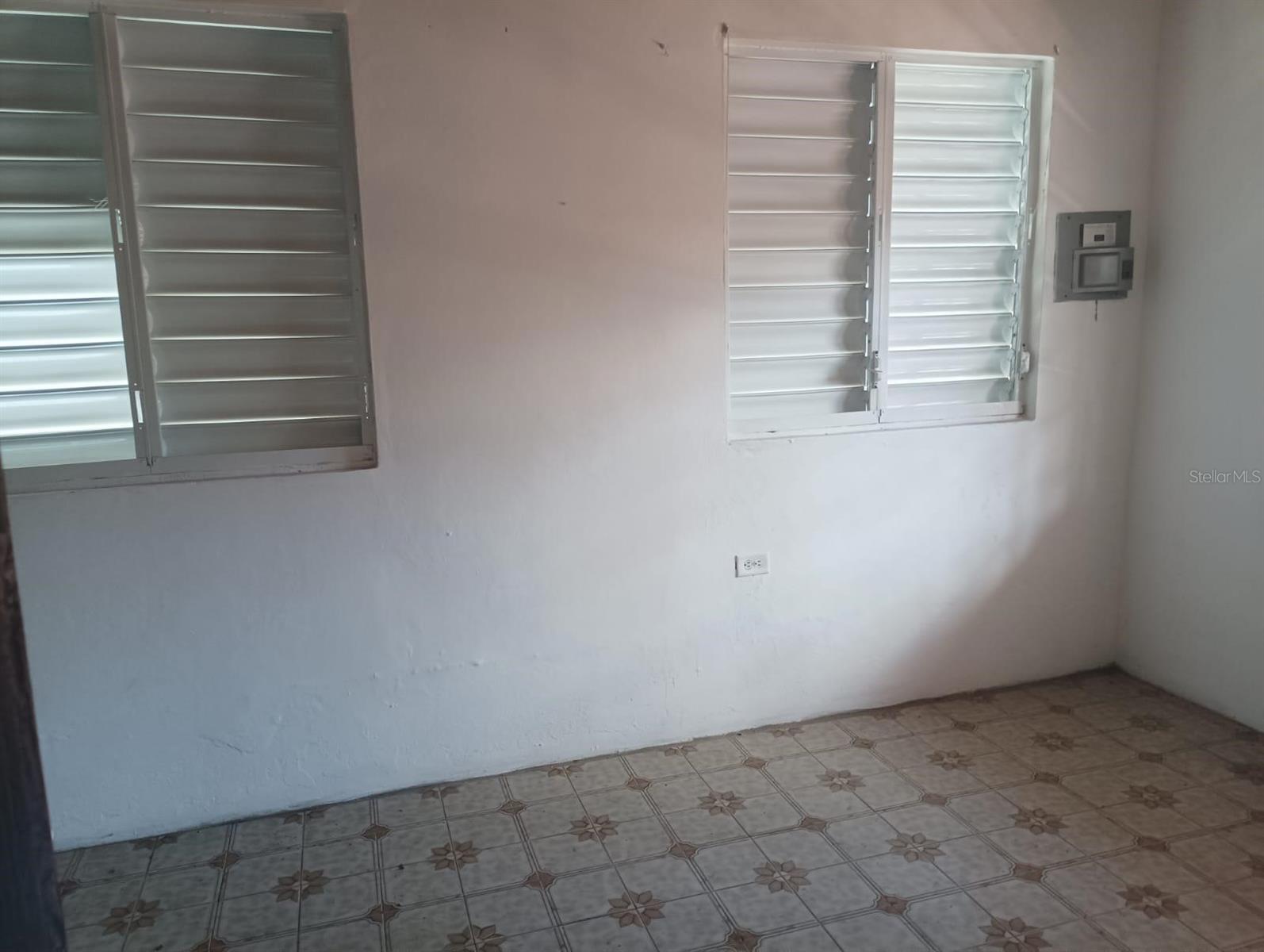 6 hab · 2 baños · MAYAGUEZ — foto 3