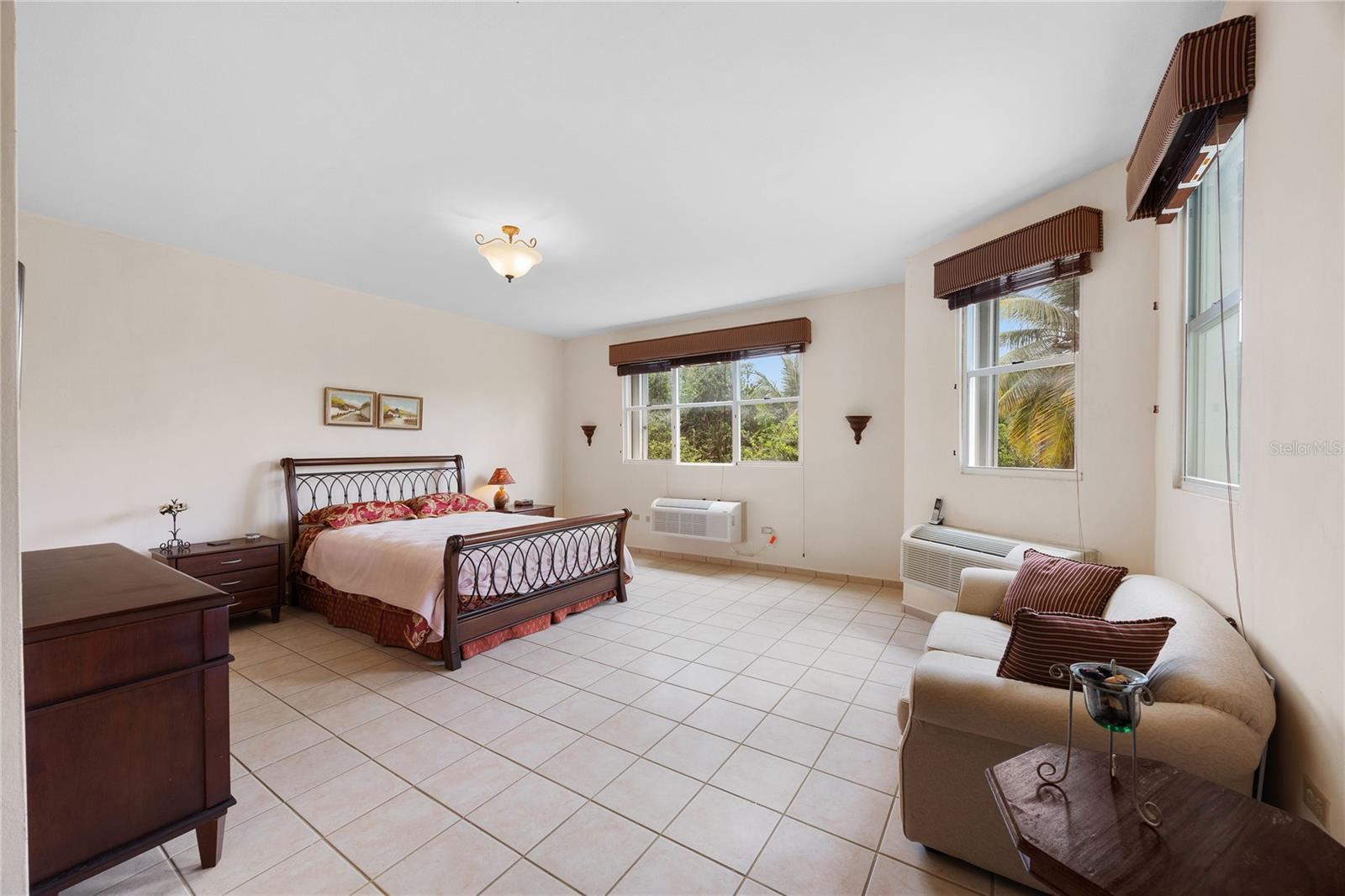 3 hab · 3 baños · HUMACAO — foto 10