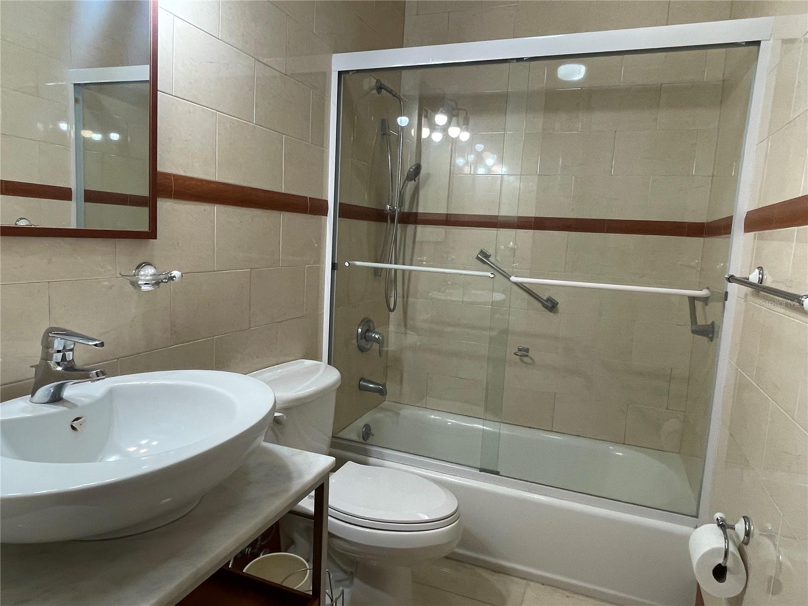 3 hab · 3 baños · GUAYNABO — foto 11