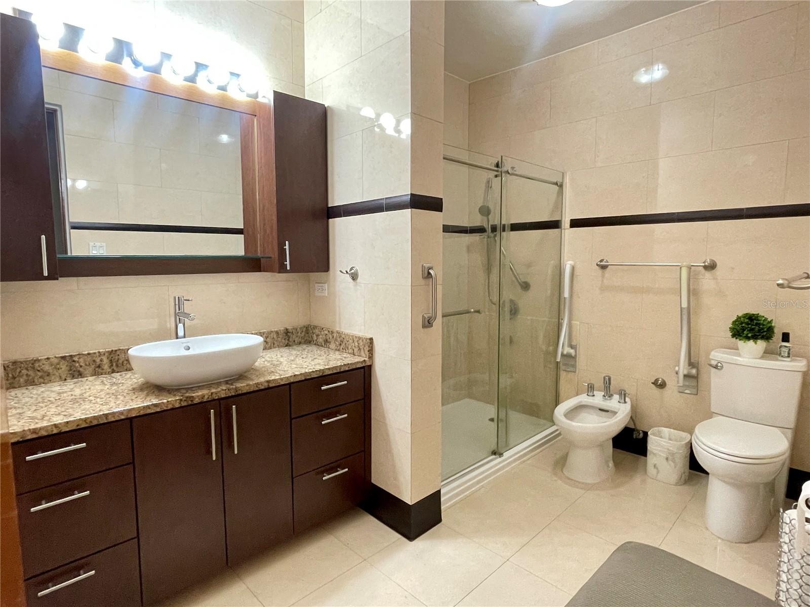 3 hab · 3 baños · GUAYNABO — foto 10