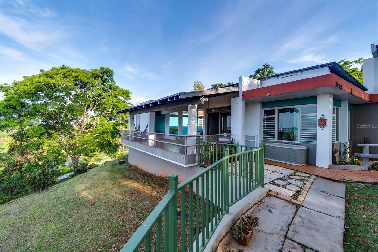 4 hab · 4 baños · BAYAMON — foto 2