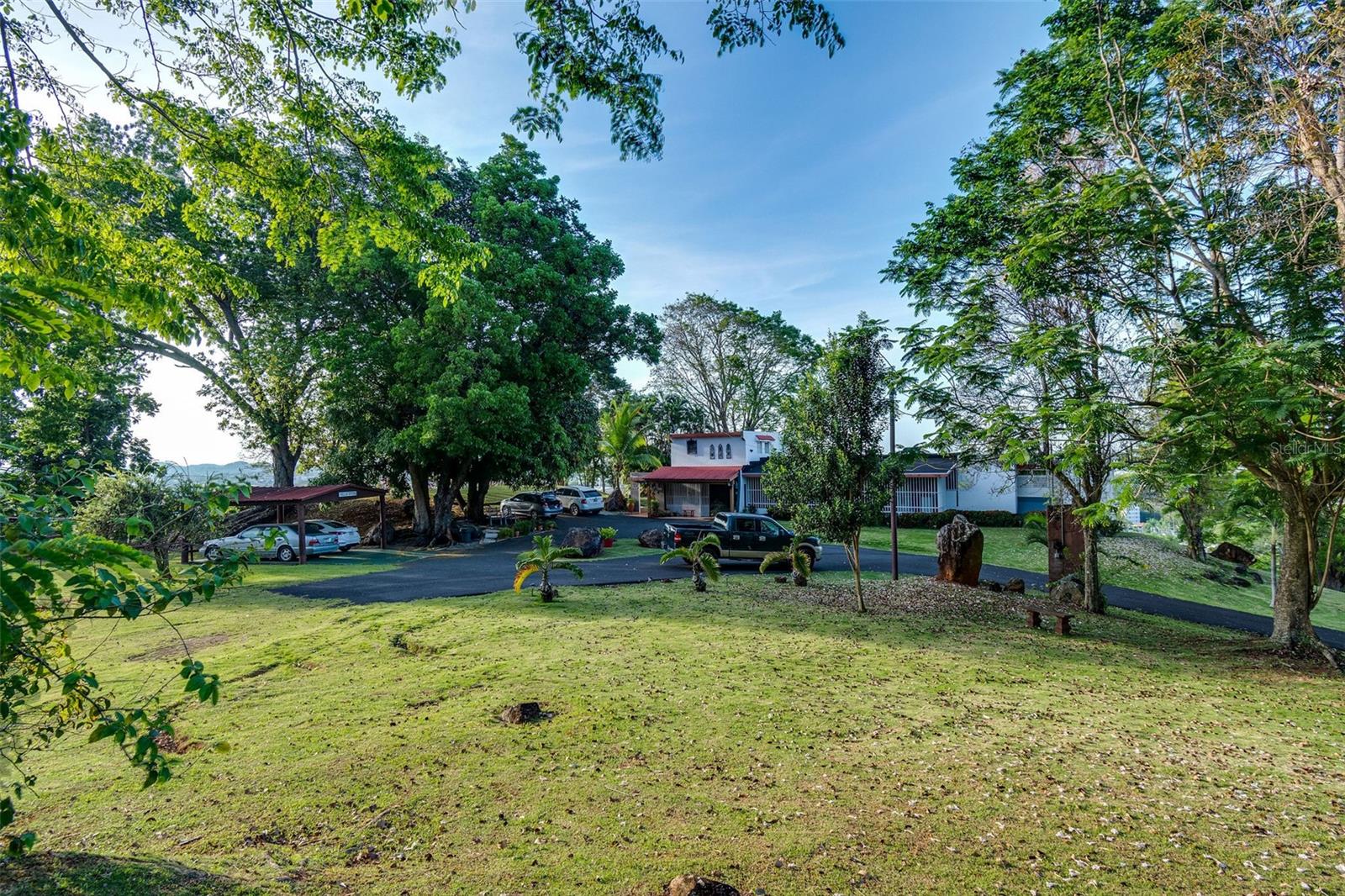 4 hab · 4 baños · BAYAMON — foto 11