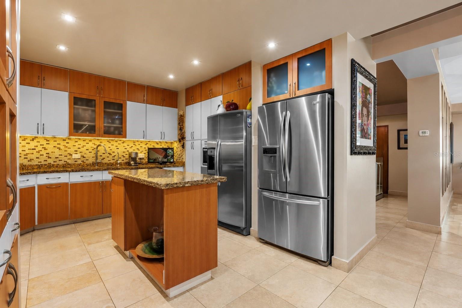 5 hab · 5 baños · GUAYNABO — foto 11