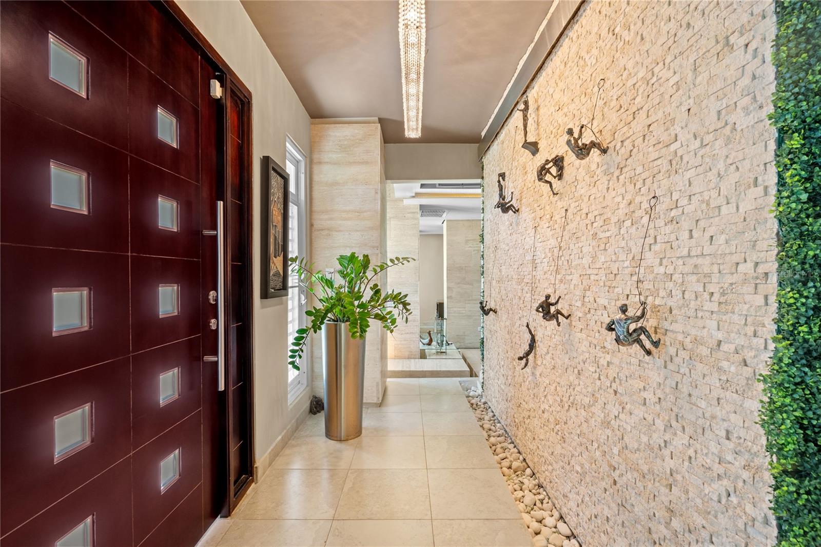 5 hab · 5 baños · GUAYNABO — foto 4