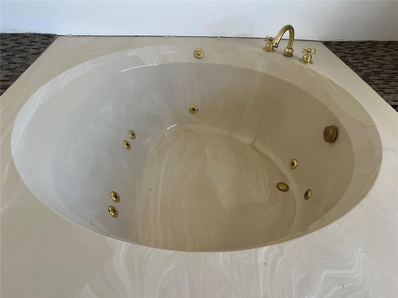 4 hab · 3 baños · CATANO — foto 8