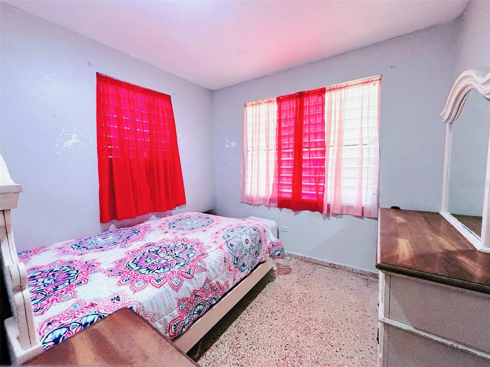 6 hab · 2 baños · OROCOVIS — foto 10
