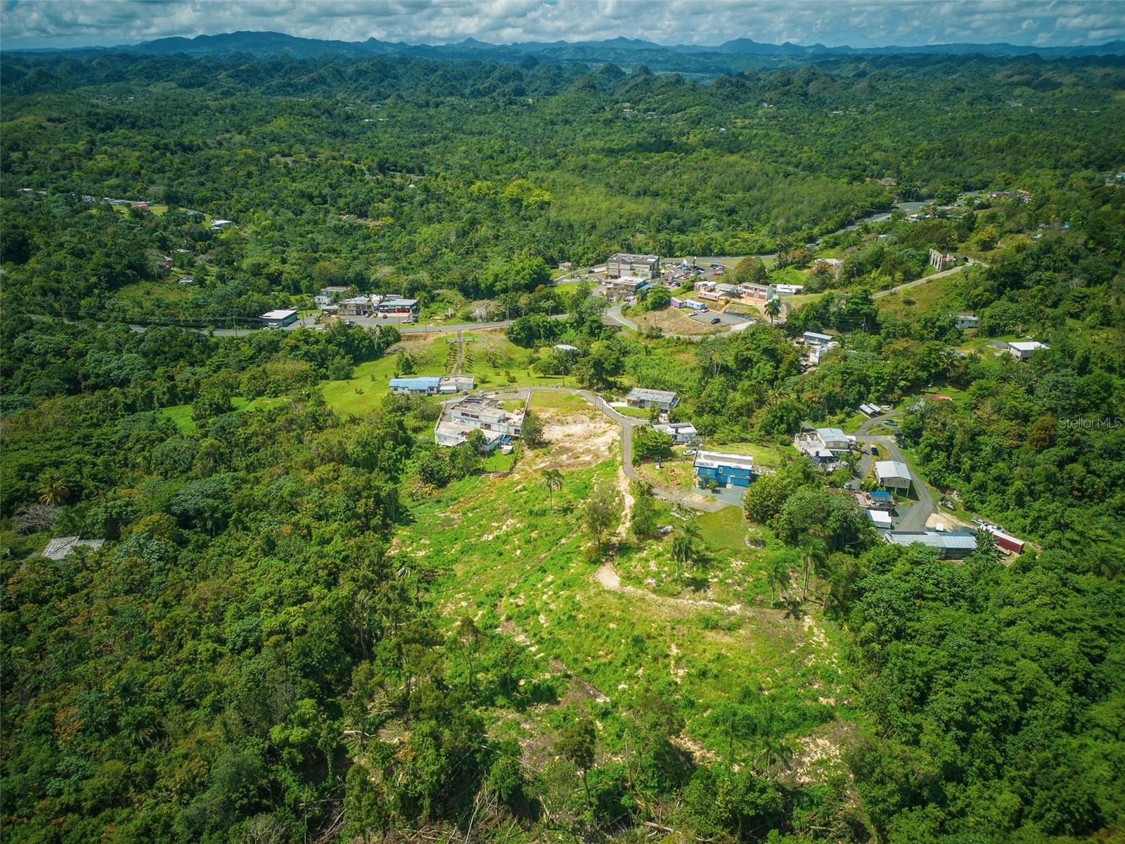 CAMUY — foto 3