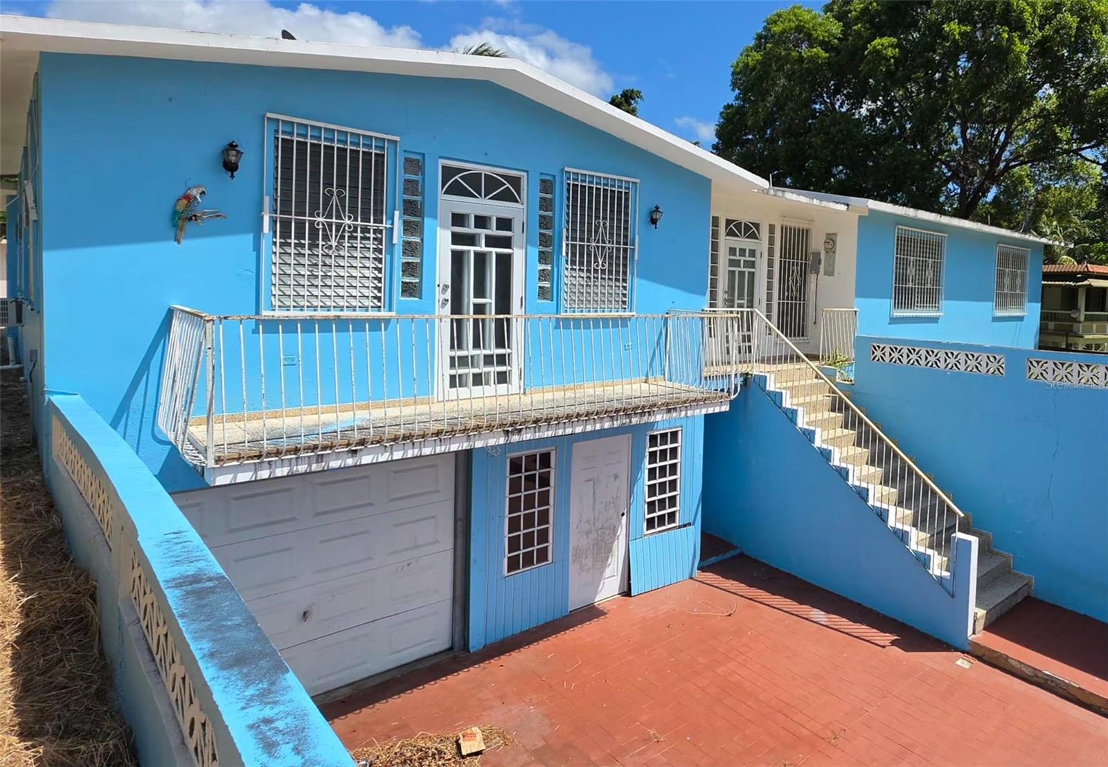 4 hab · 3 baños · SABANA GRANDE
