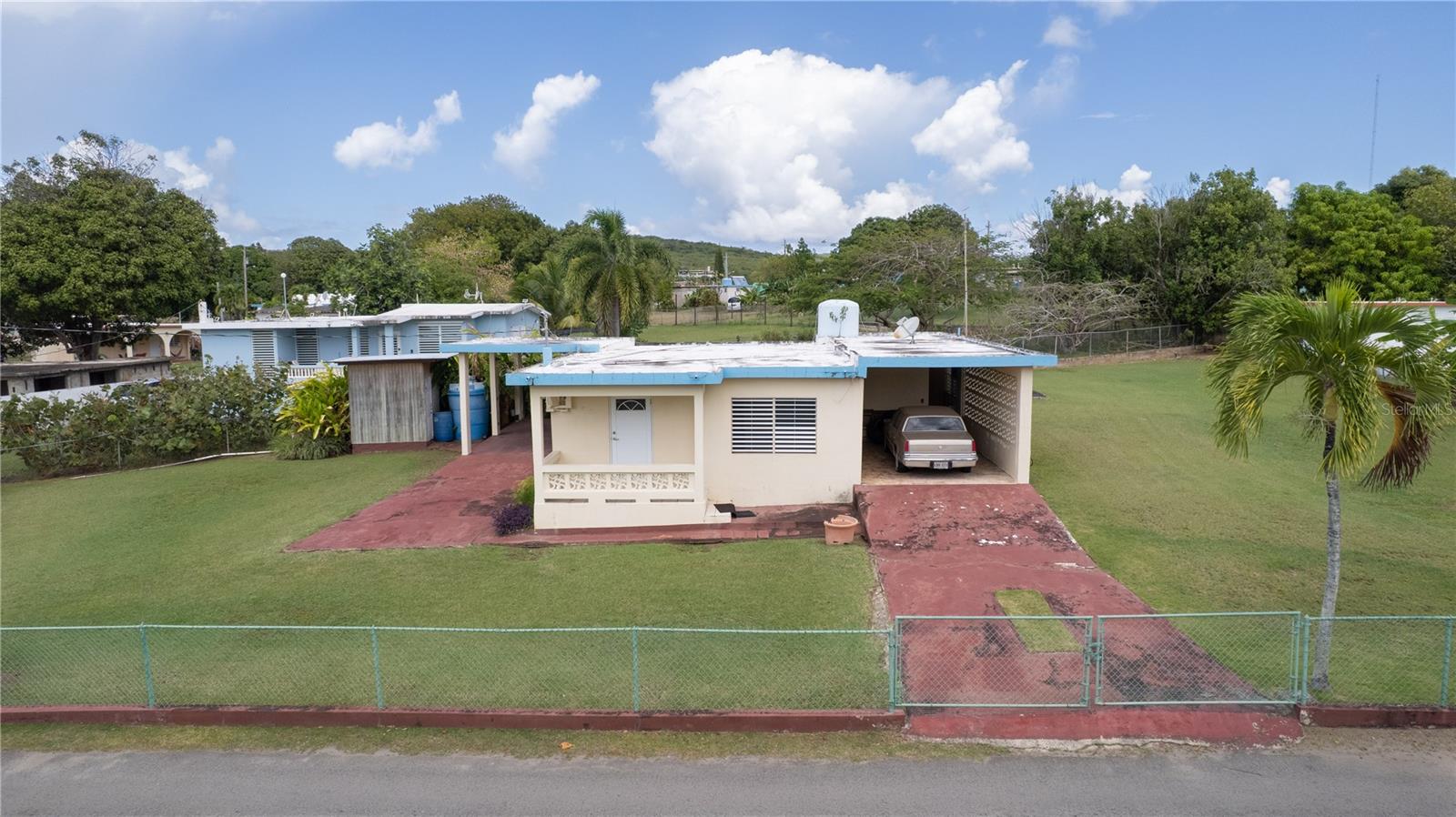 3 hab · 2 baños · VIEQUES