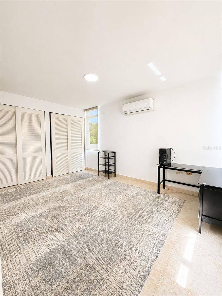 4 hab · 4 baños · VEGA ALTA — foto 10