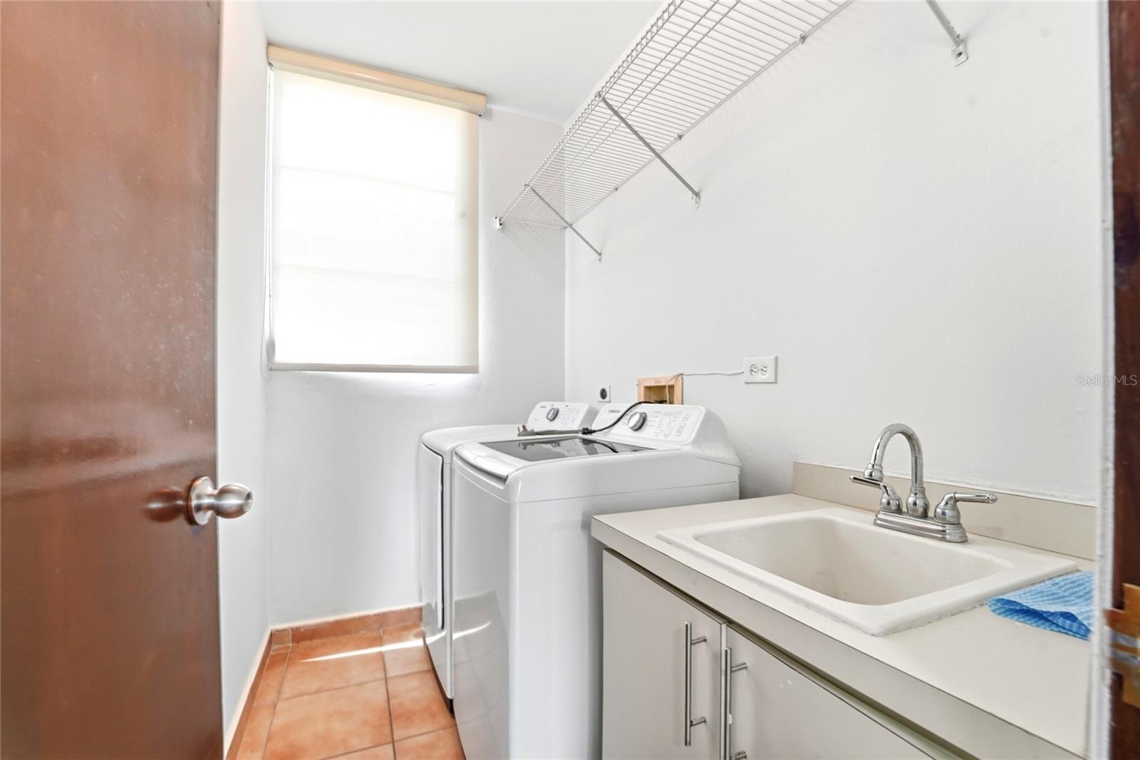 3 hab · 2 baños · DORADO — foto 11