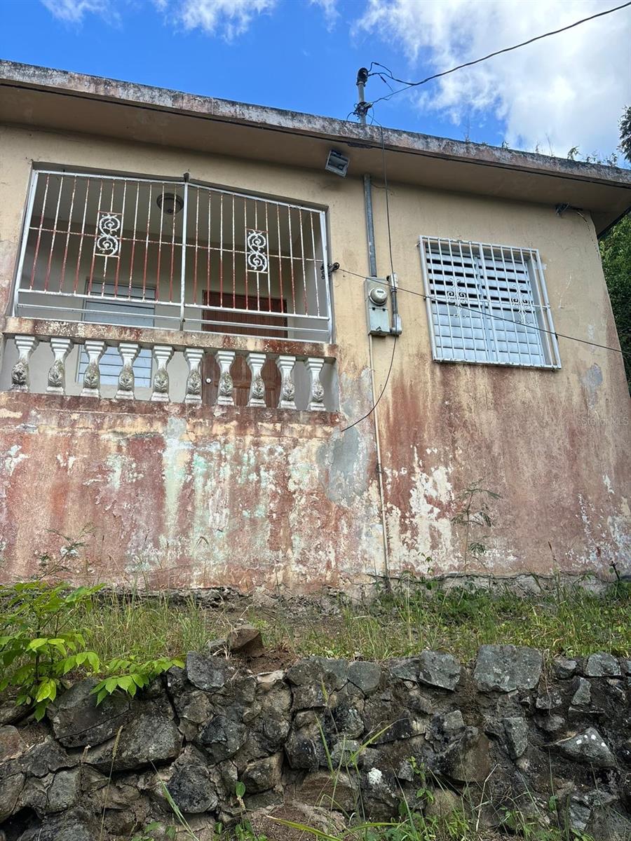 3 hab · 1 baños · PATILLAS