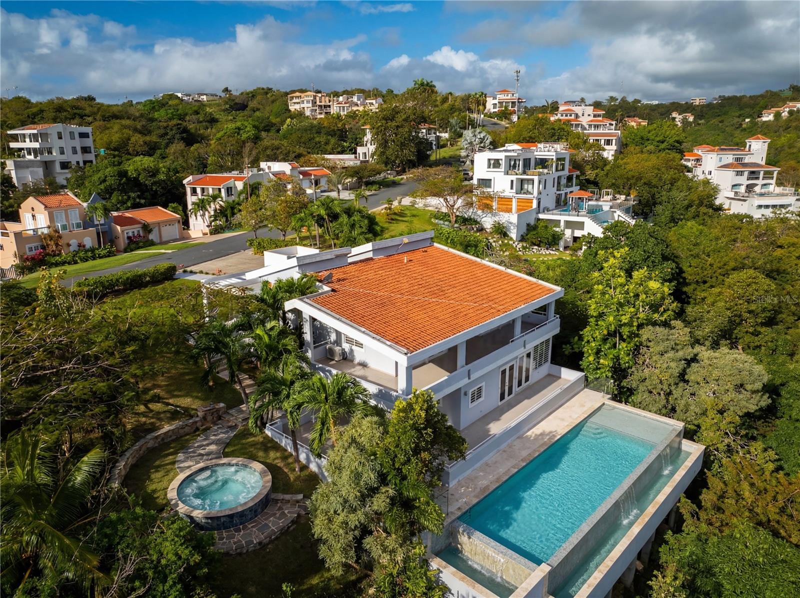 3 hab · 3 baños · HUMACAO — foto 3