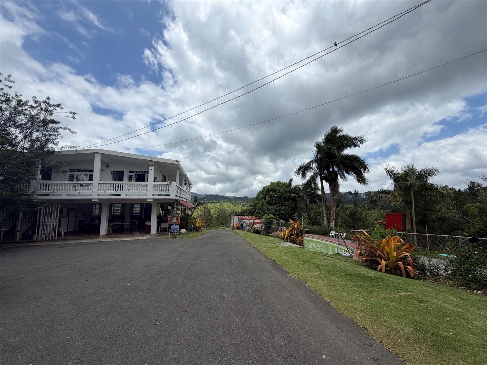 CAGUAS — foto 3