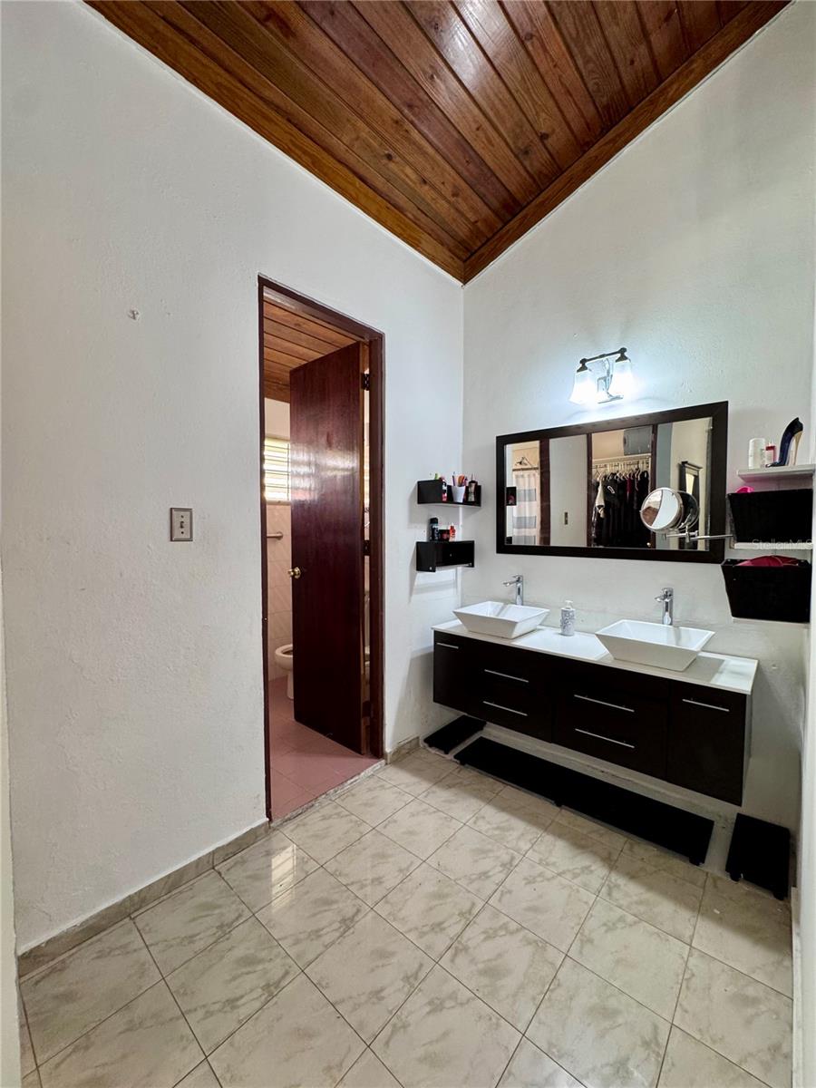 4 hab · 3 baños · CUPEY — foto 11