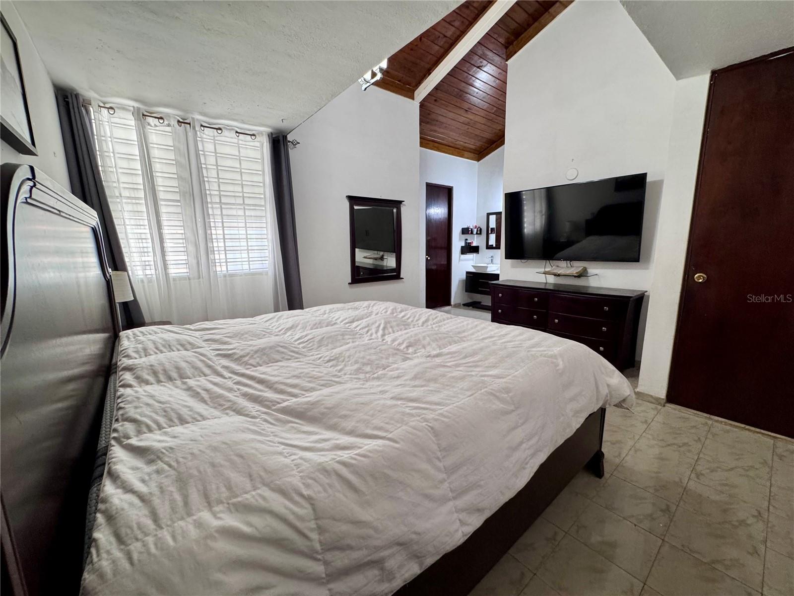4 hab · 3 baños · CUPEY — foto 8