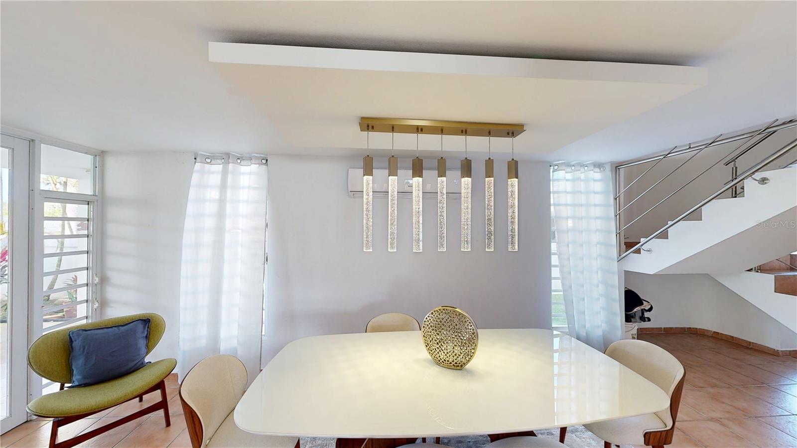 4 hab · 3 baños · DORADO — foto 6