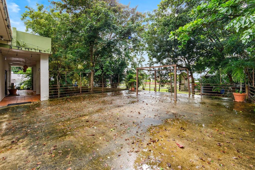 3 hab · 3 baños · VEGA ALTA — foto 4