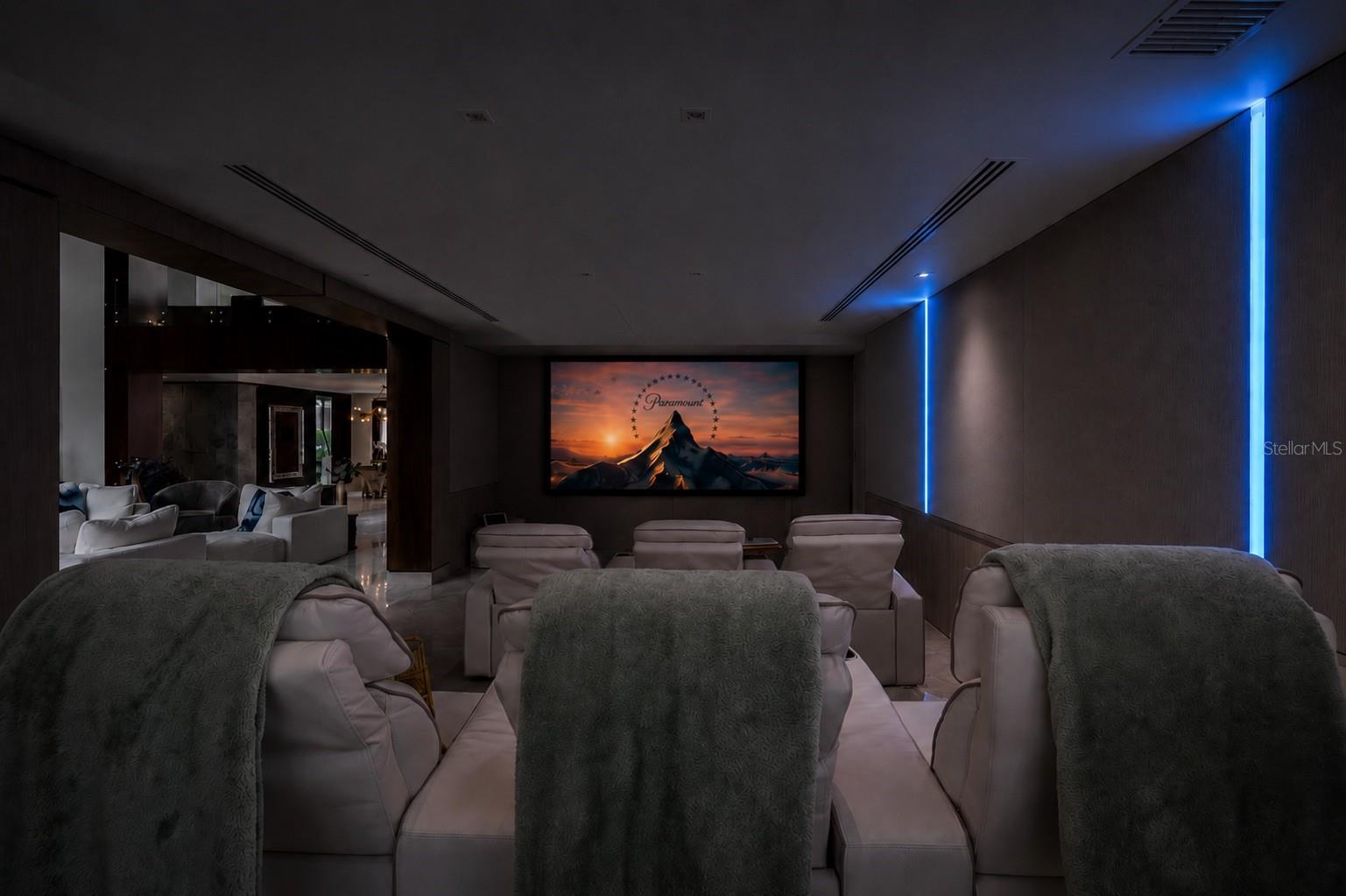 6 hab · 9 baños · DORADO — foto 6