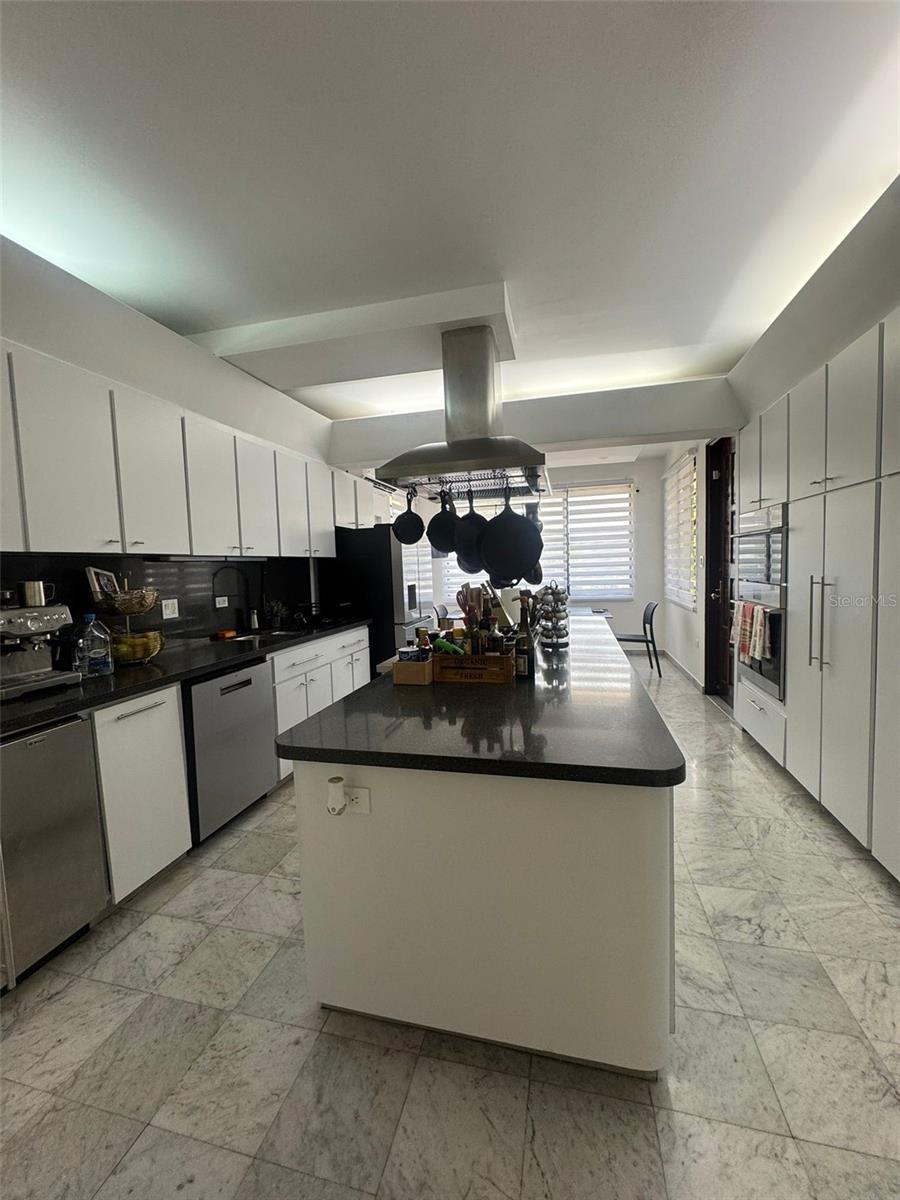 5 hab · 7 baños · GUAYAMA — foto 11