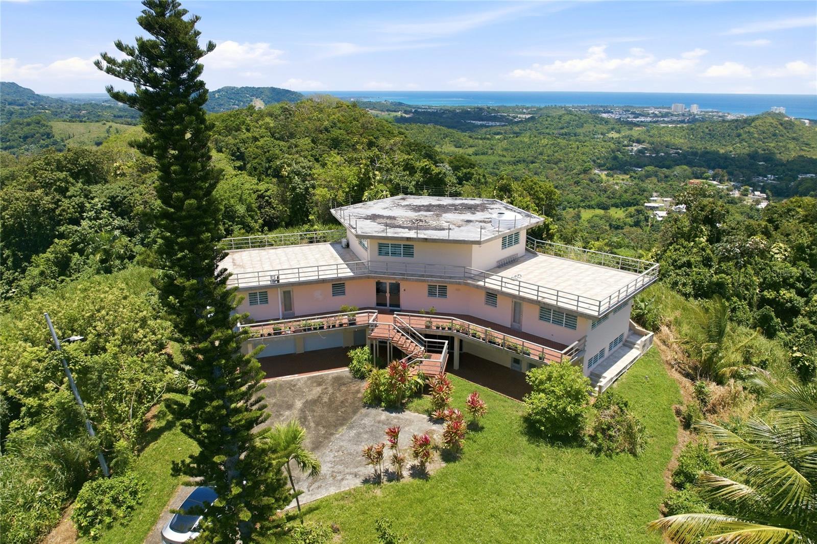7 hab · 4 baños · LUQUILLO