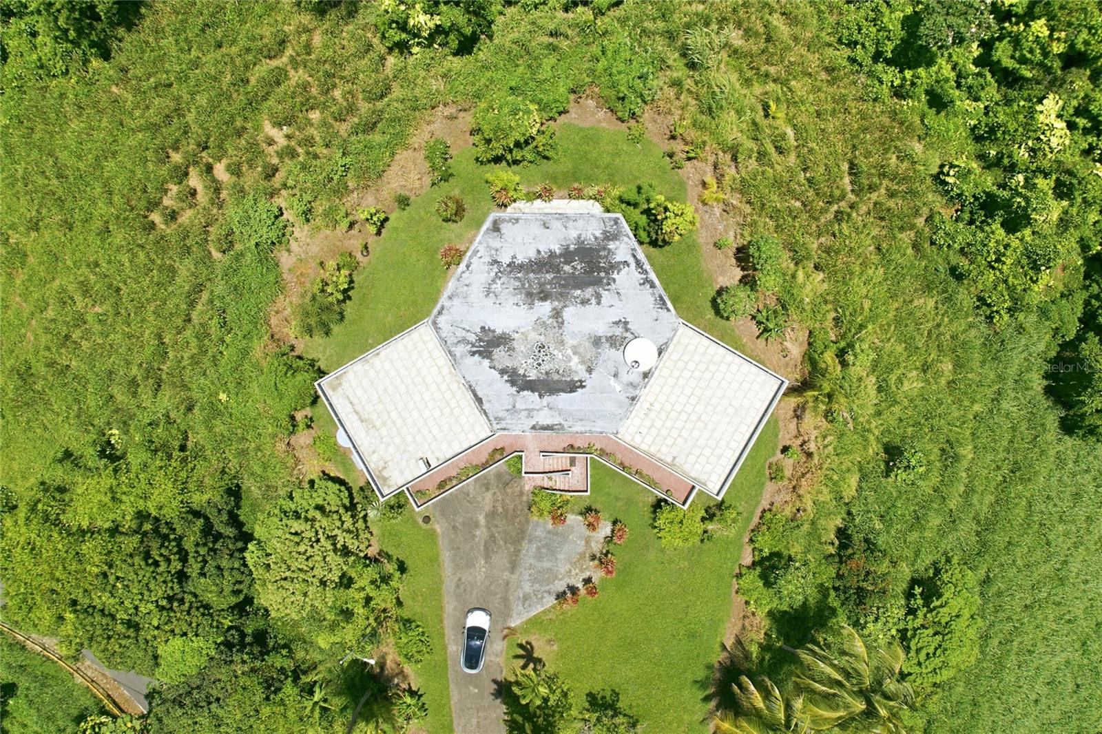 7 hab · 4 baños · LUQUILLO — foto 4
