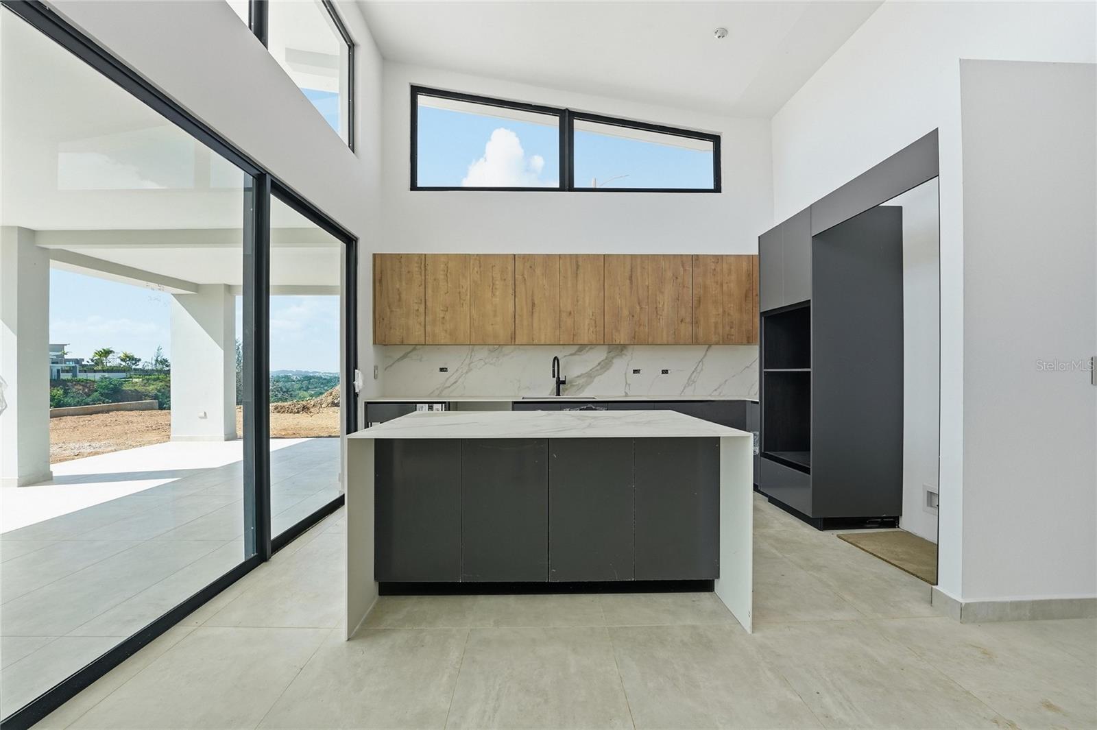 4 hab · 4 baños · GUAYNABO — foto 2