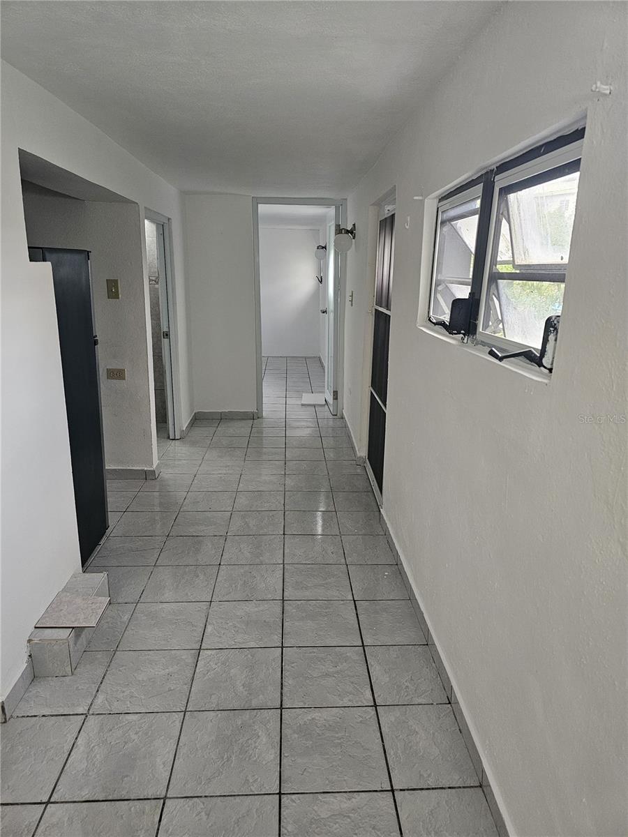 1 hab · 1 baños · BO. RABANAL, CIDRA — foto 6