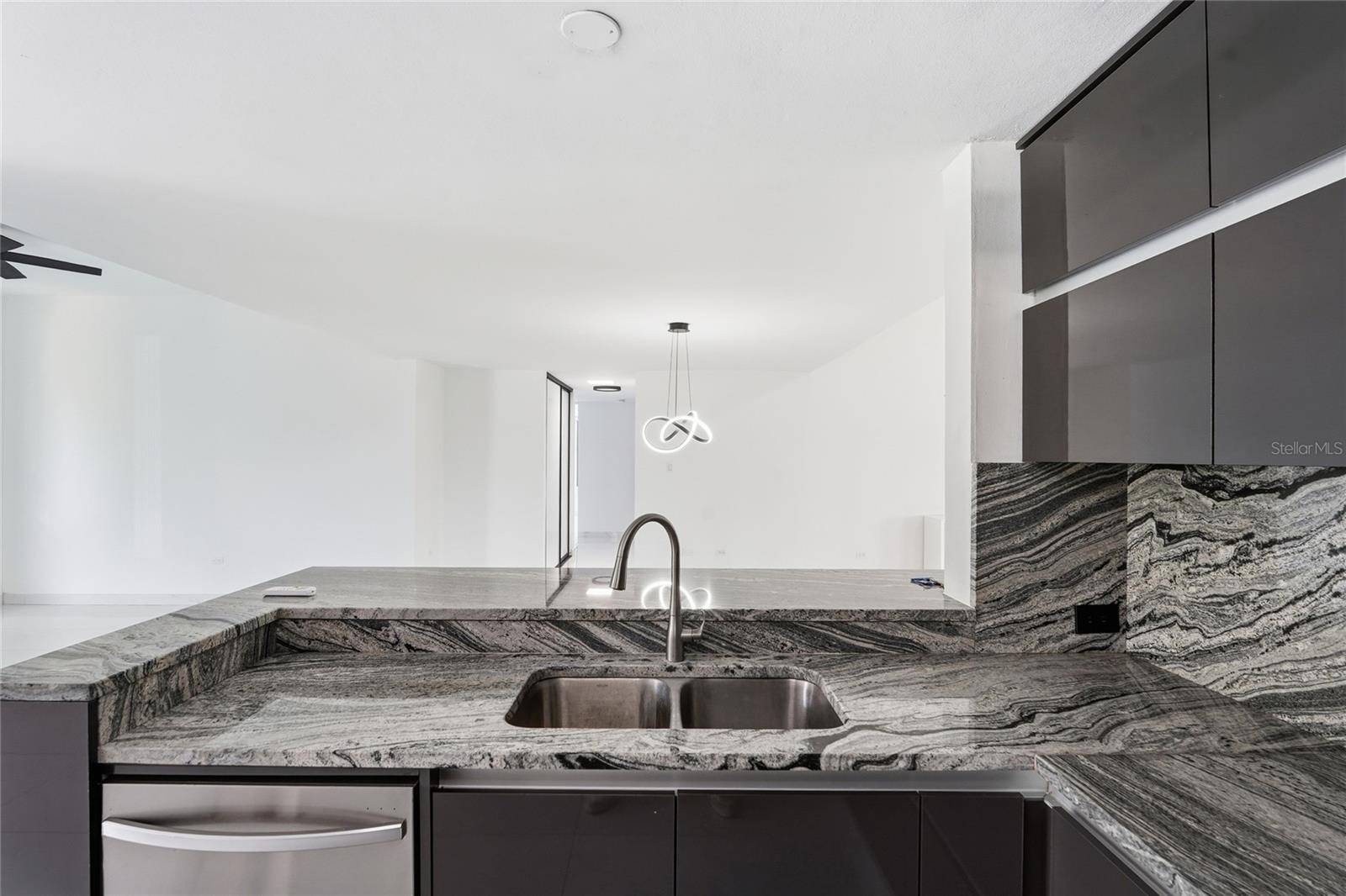 4 hab · 4 baños · DORADO, PR — foto 11