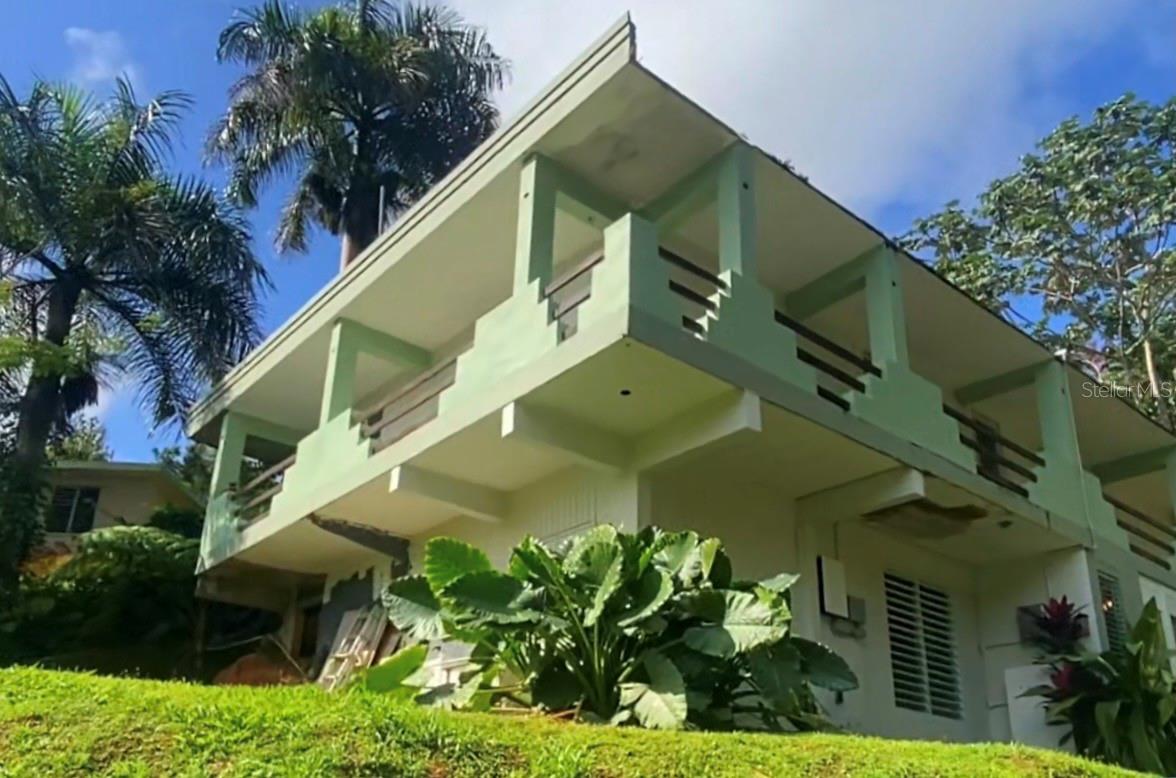 4 hab · 2 baños · CAGUAS