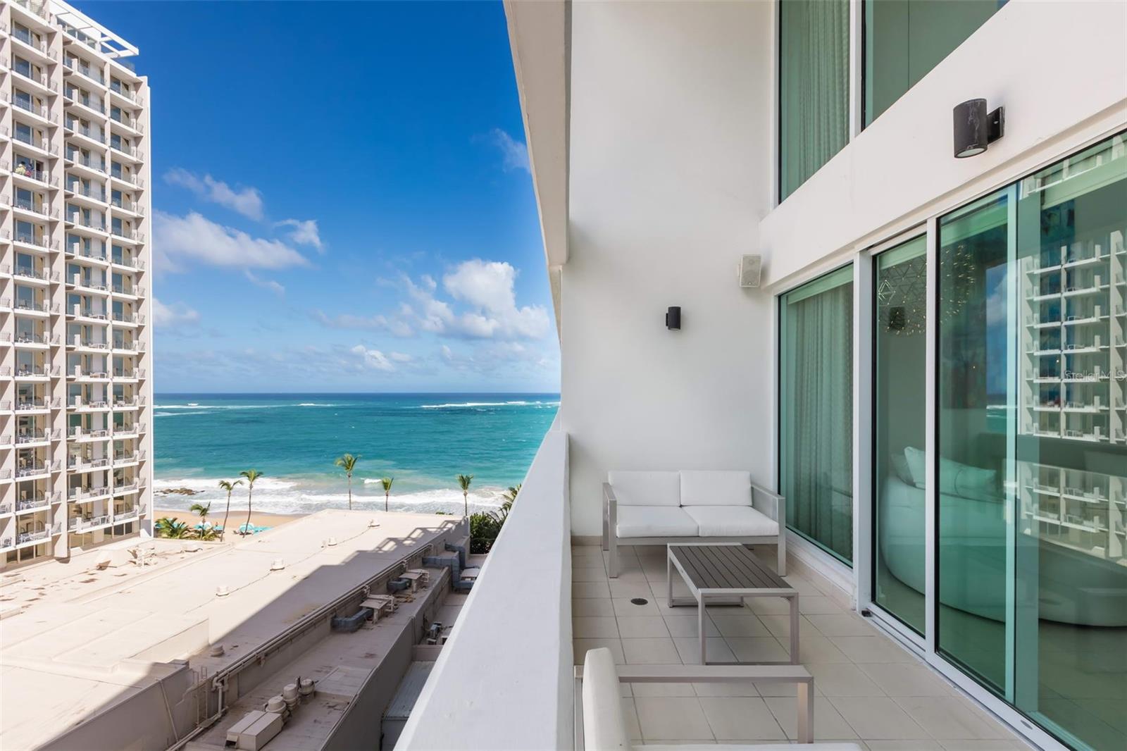 3 hab · 4 baños · SAN JUAN
