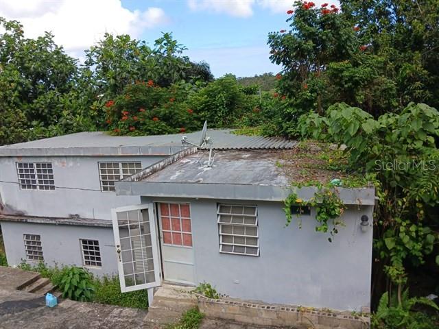 5 hab · 2 baños · CANOVANAS