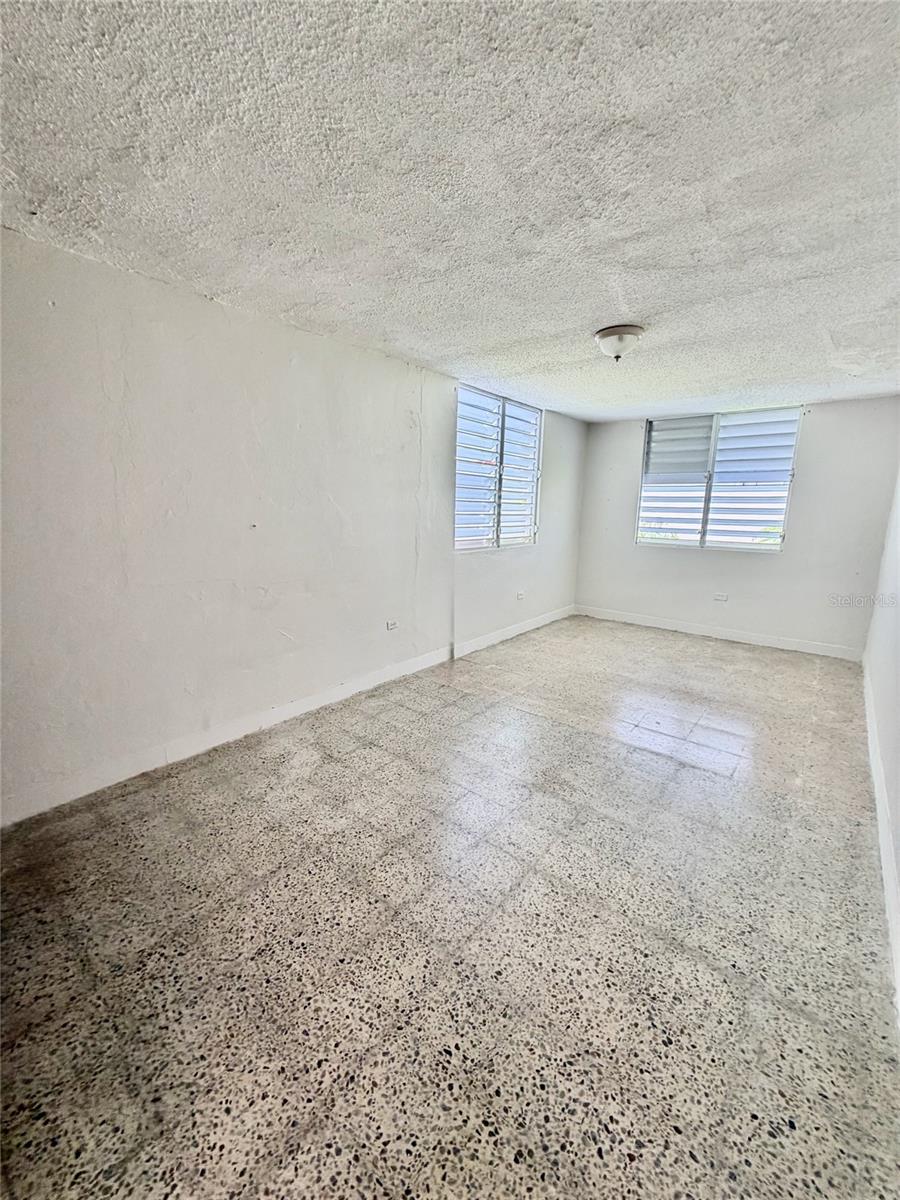 4 hab · 2 baños · TOA ALTA — foto 12