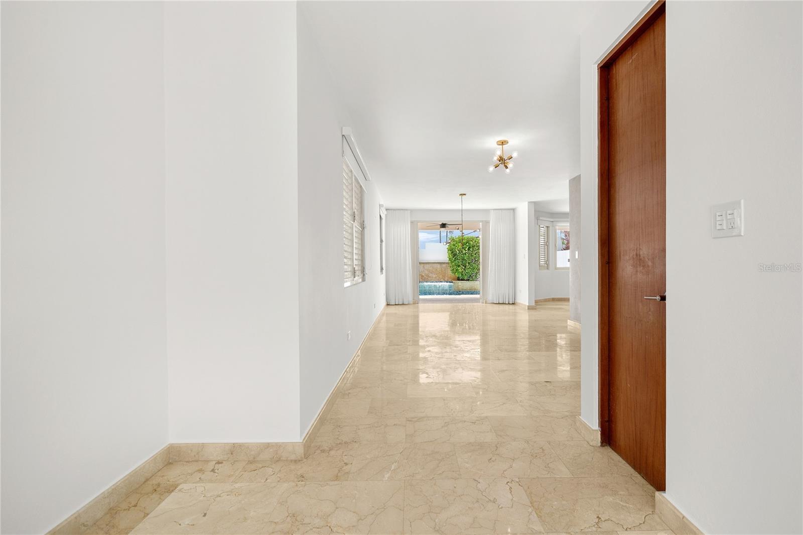 4 hab · 4 baños · TRUJILLO ALTO