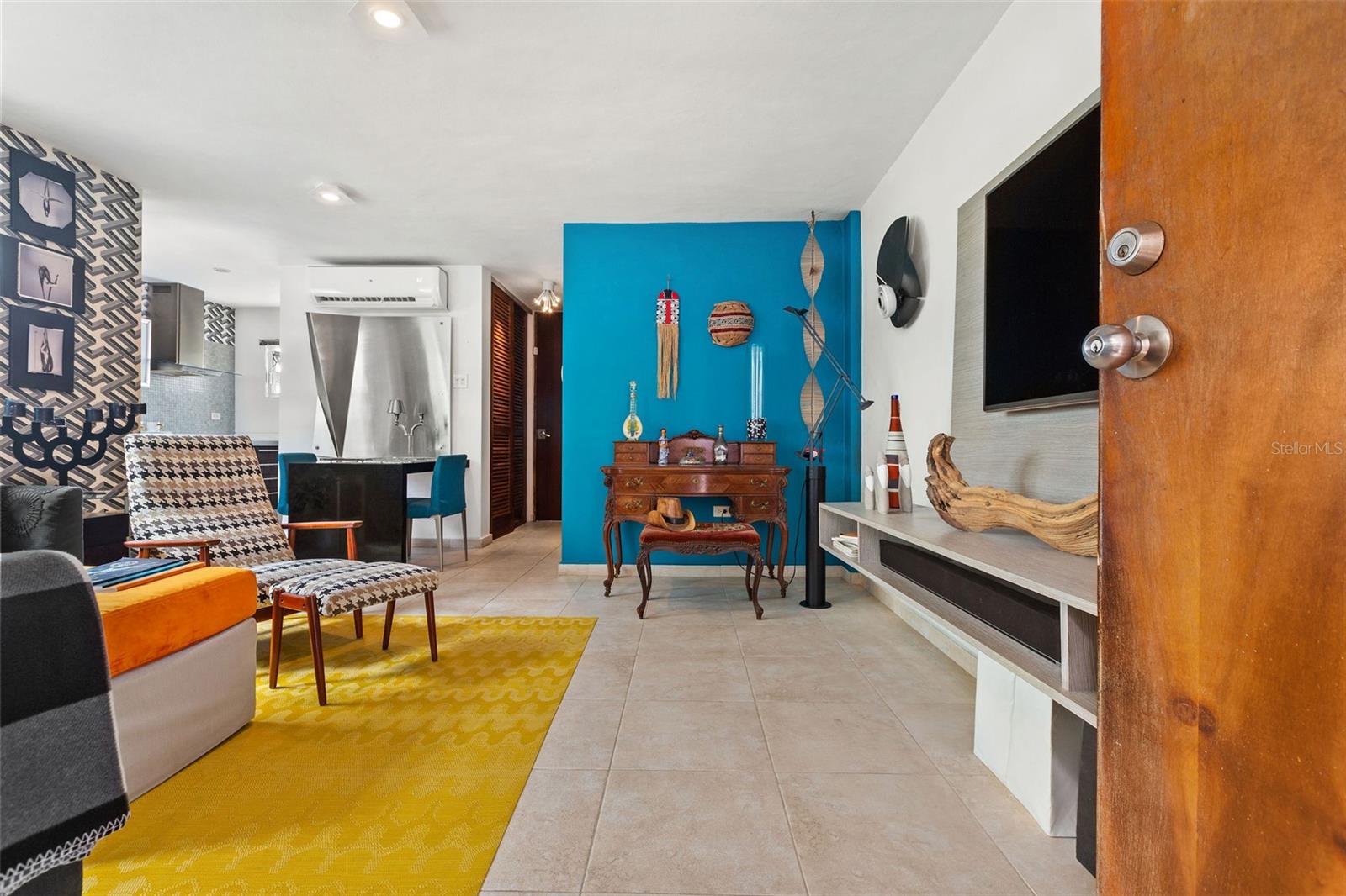 1 hab · 1 baños · SAN JUAN