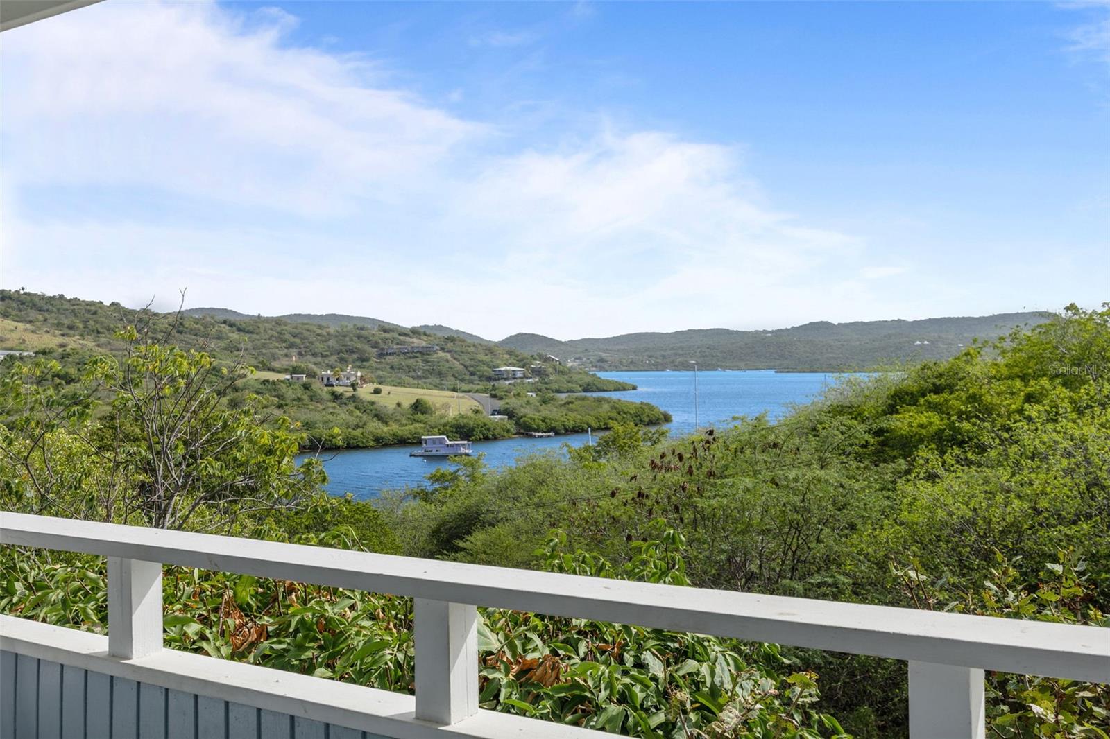 15 hab · 15 baños · CULEBRA