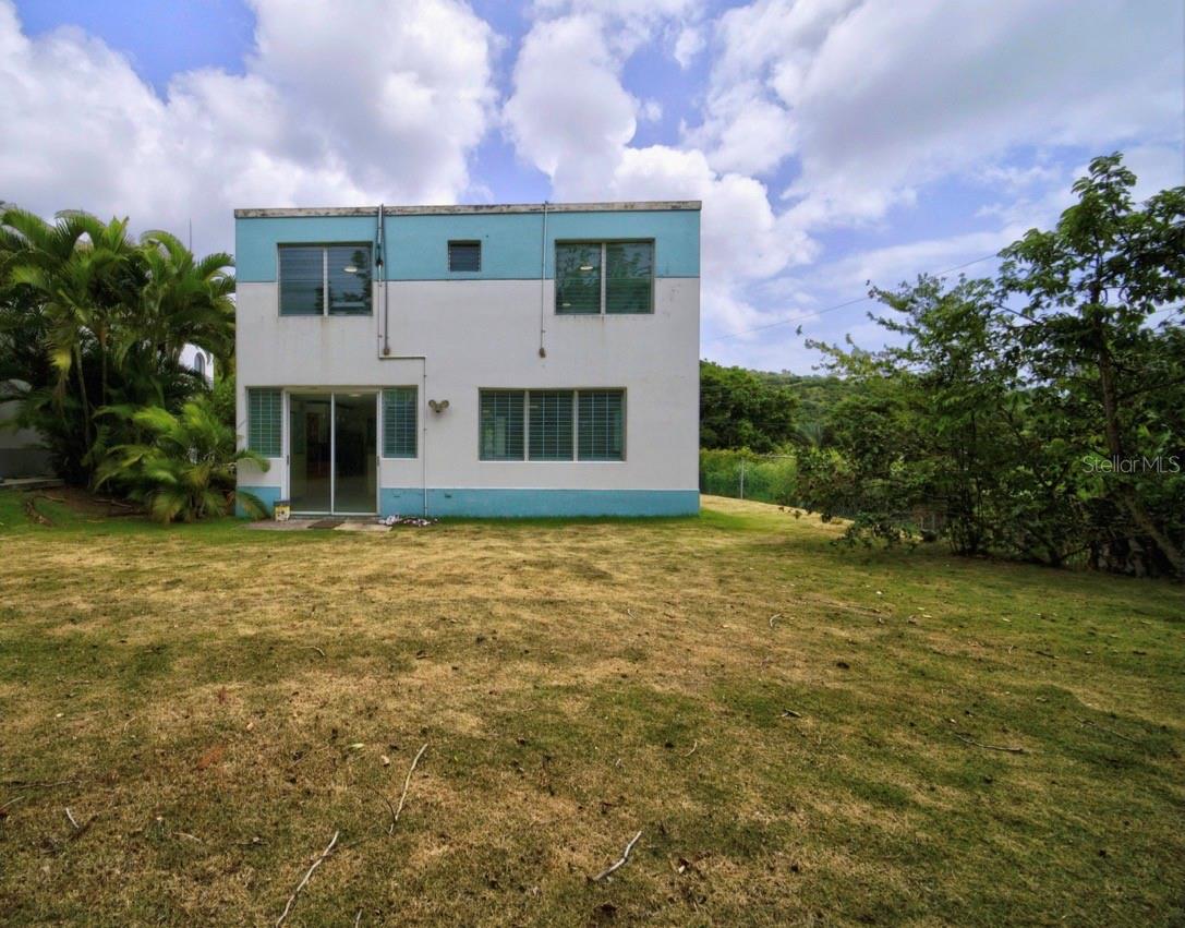 4 hab · 3 baños · FAJARDO