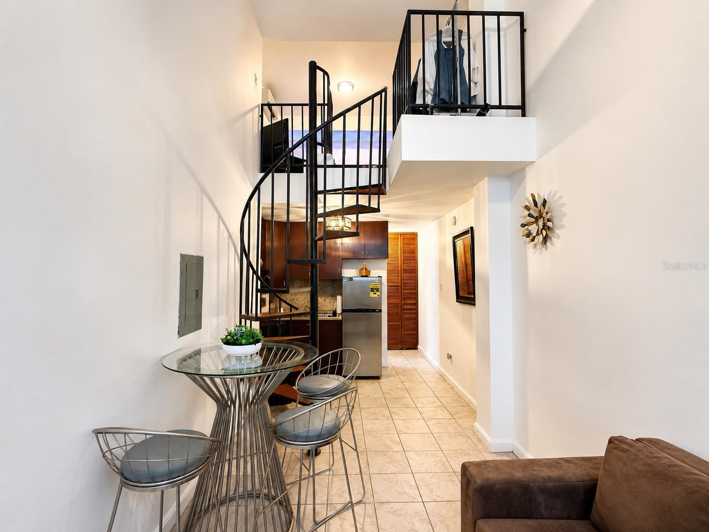 1 hab · 1 baños · SAN JUAN