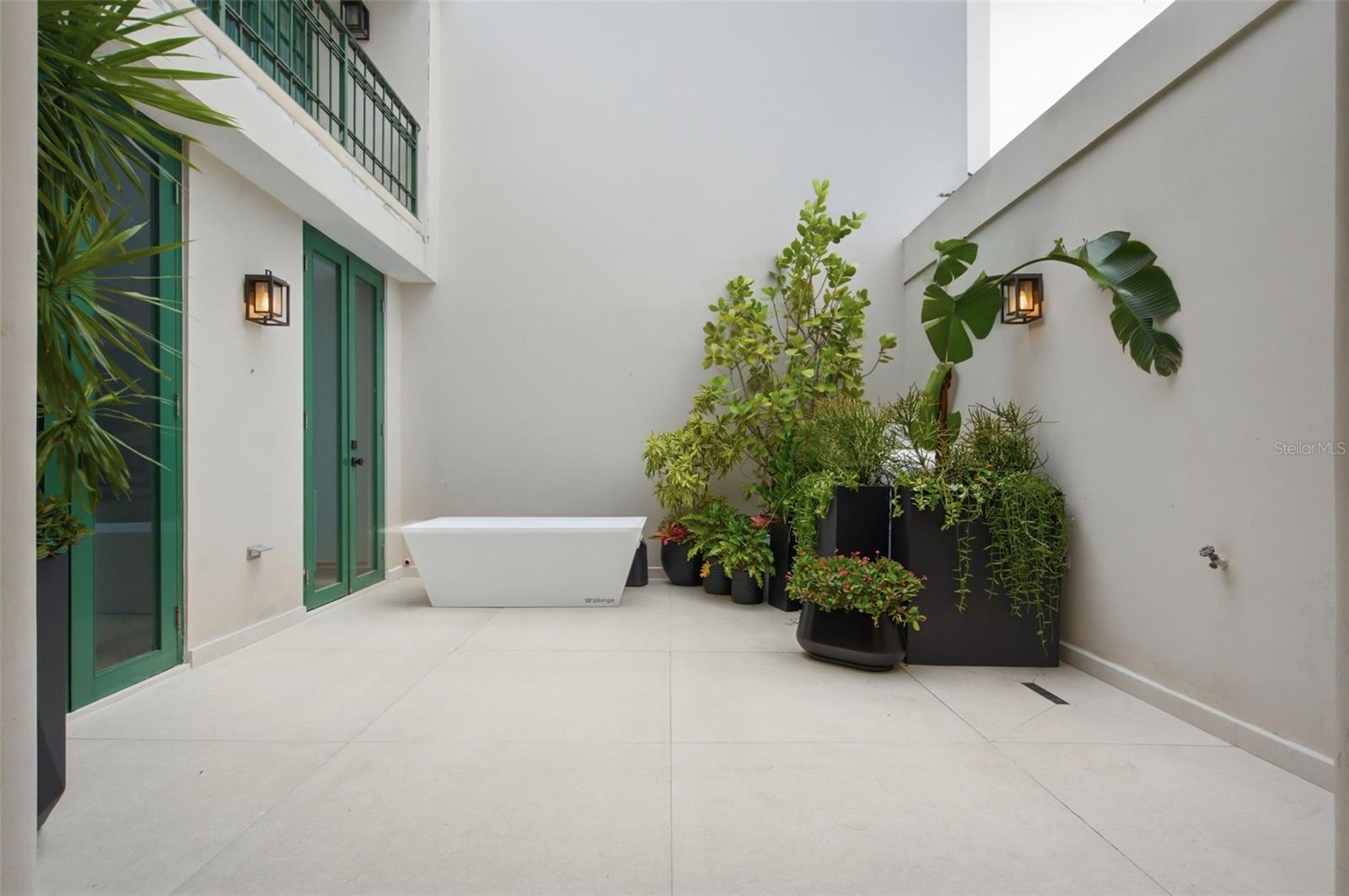 4 hab · 3 baños · DORADO — foto 3