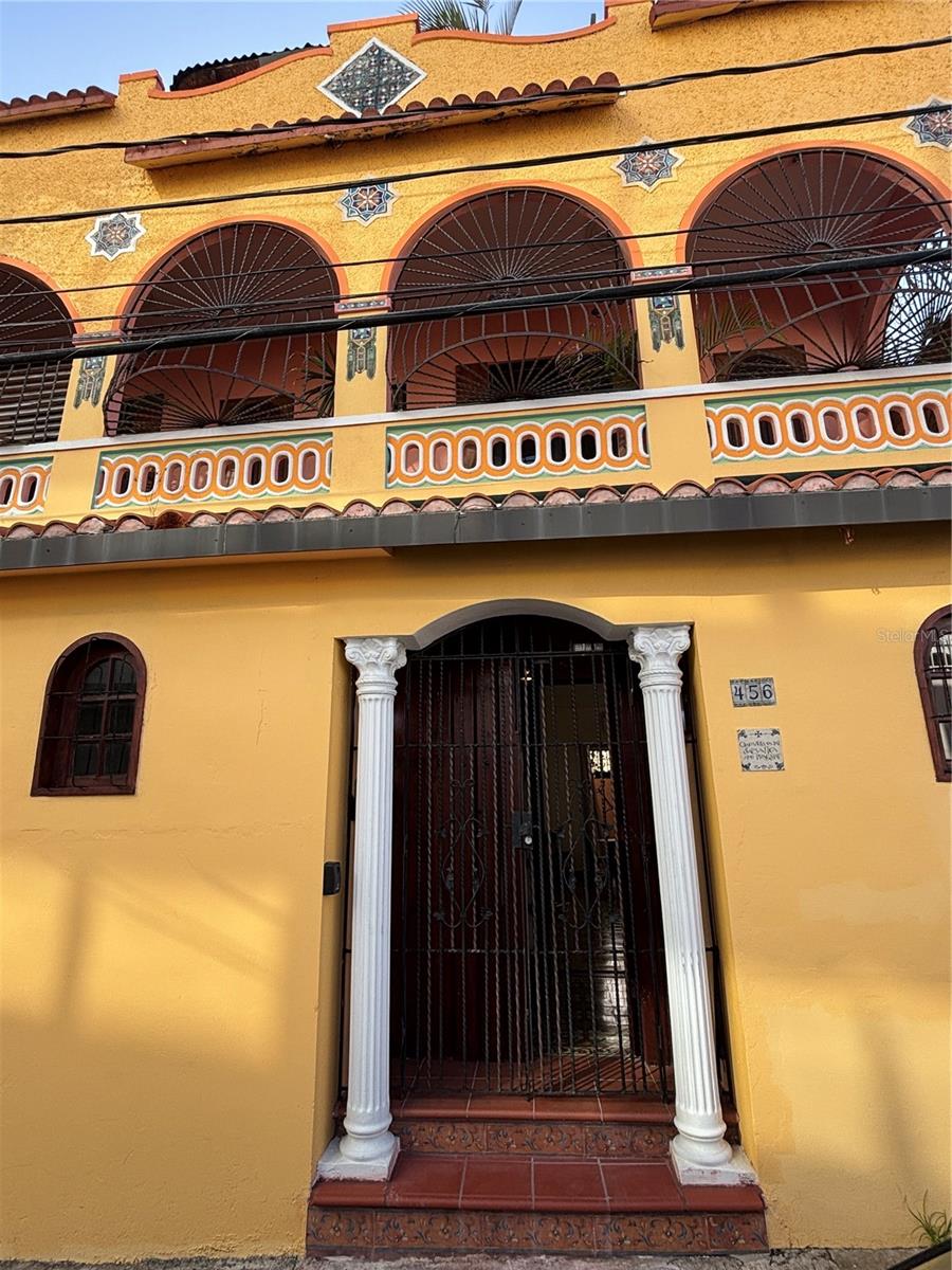 4 hab · 5 baños · SAN JUAN