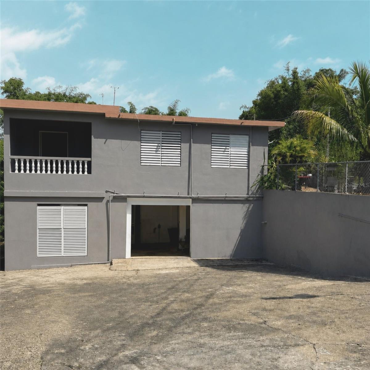 4 hab · 3 baños · UTUADO
