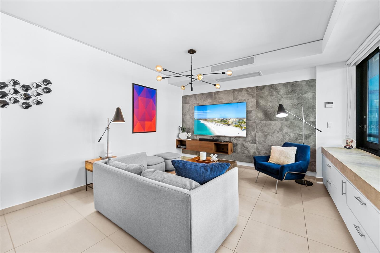 2 hab · 2 baños · SAN JUAN