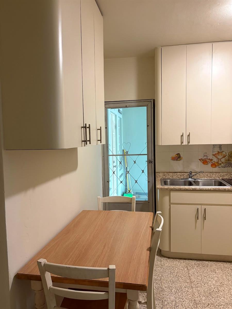 4 hab · 2 baños · MAYAGUEZ — foto 8