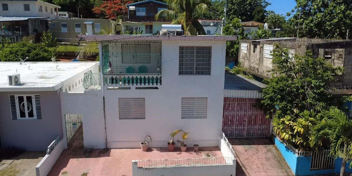 6 hab · 3 baños · MAYAGUEZ