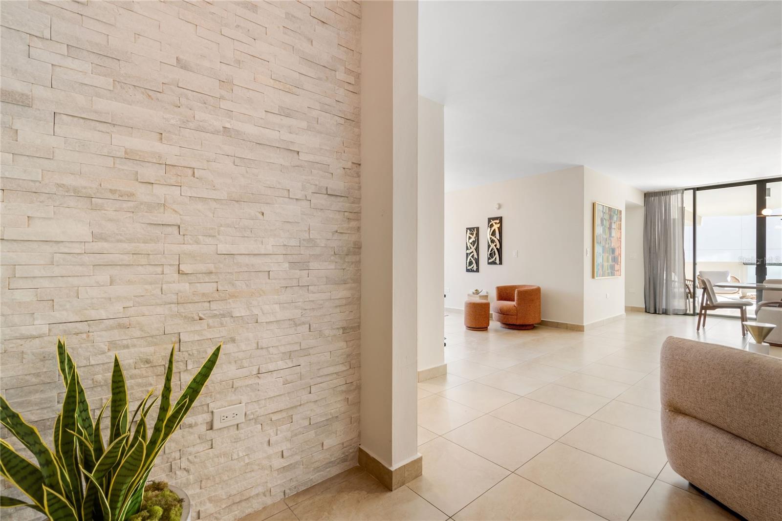 2 hab · 2 baños · SAN JUAN