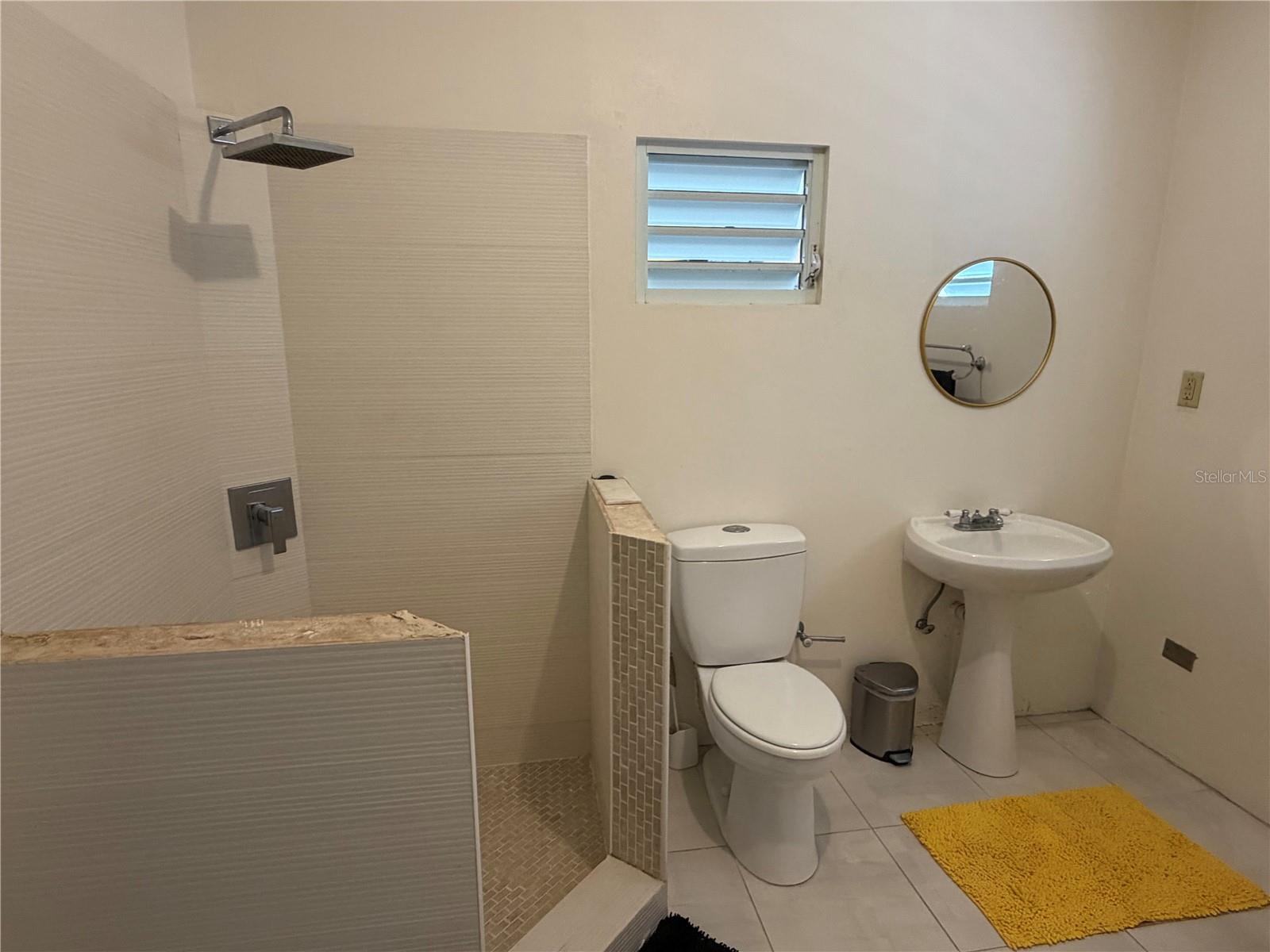 3 hab · 2 baños · ARECIBO — foto 11
